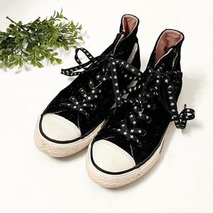 Converse All Stars| Girls Blqck Sparkly Hightops